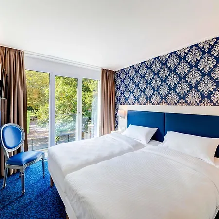 Hotel Ibis Styles Baden-baden 3*